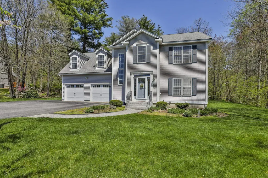 9 Barnside Drive Bedford NH 03110