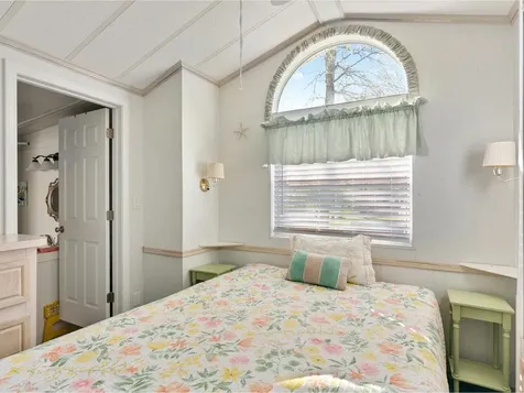 20 Pike Circle South Hero VT 05486