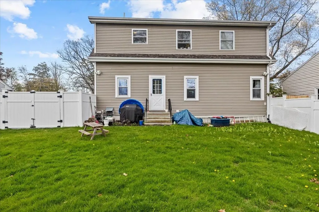 18 Abnaki Avenue Essex Junction VT 05452