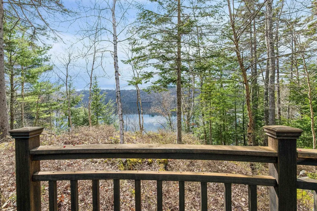 37 Granite Way Grantham NH 03753