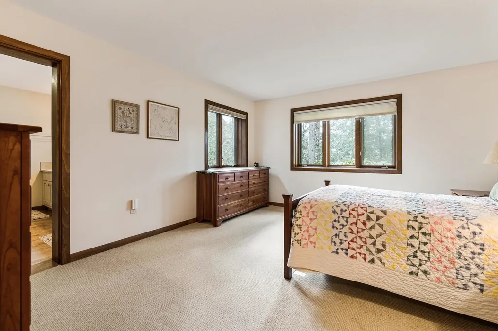 37 Granite Way Grantham NH 03753