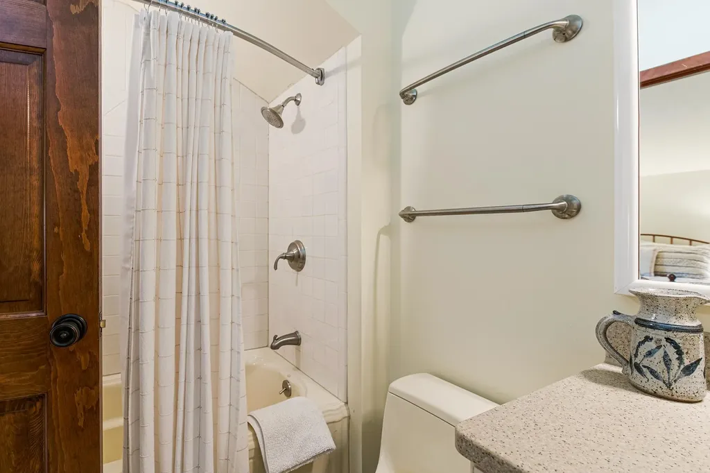 37 Granite Way Grantham NH 03753