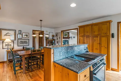 37 Granite Way Grantham NH 03753