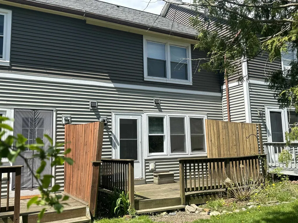 9 Woodbridge Lane Middlebury VT 05753