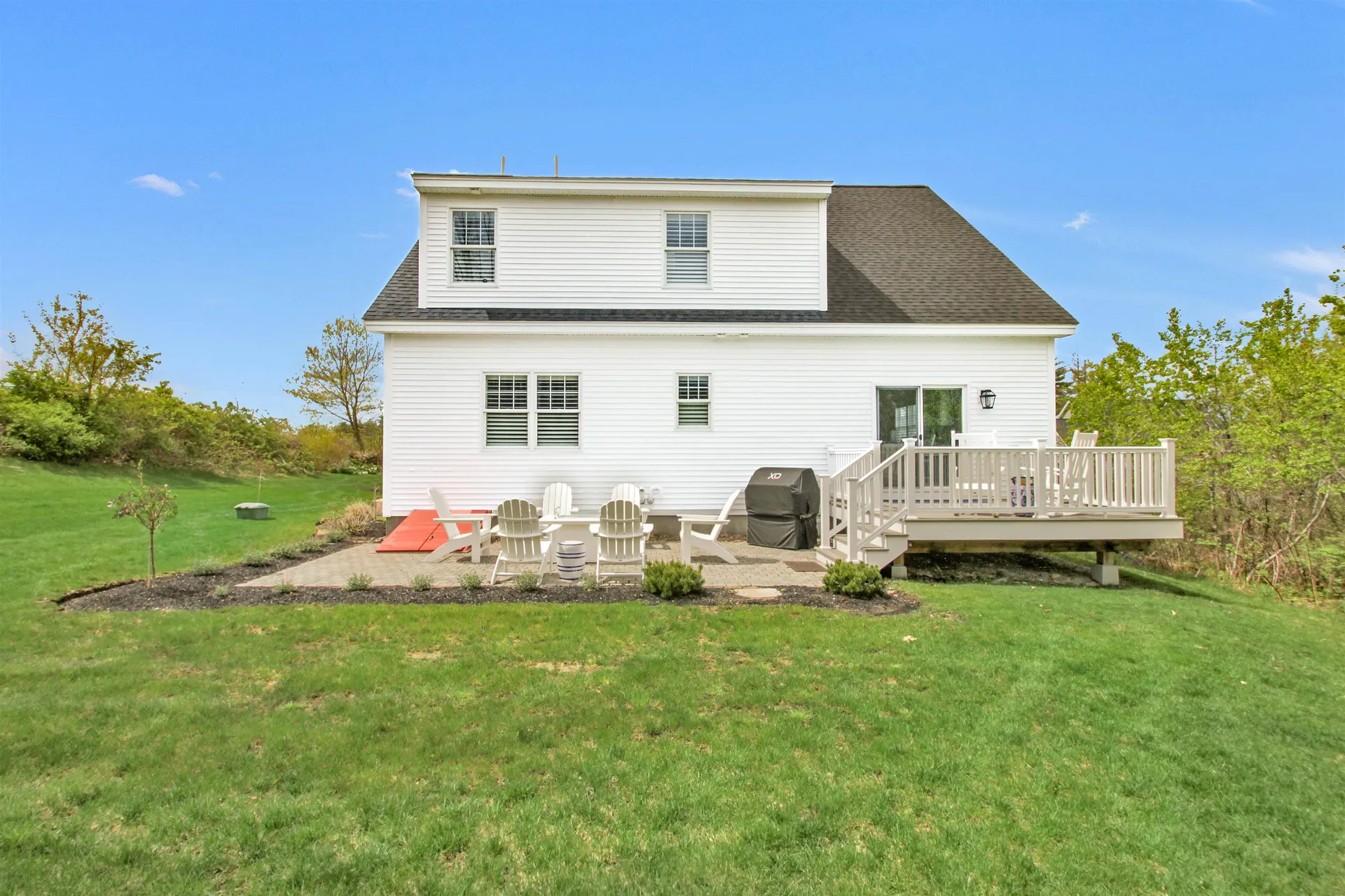 24 Chadwick Circle Windham NH 03087-2406