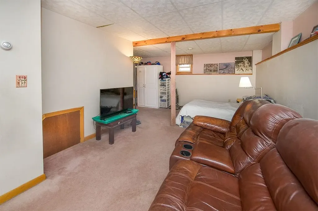 2 Jericho Drive Kingston NH 03848