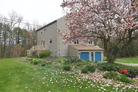 2 Jericho Drive Kingston NH 03848