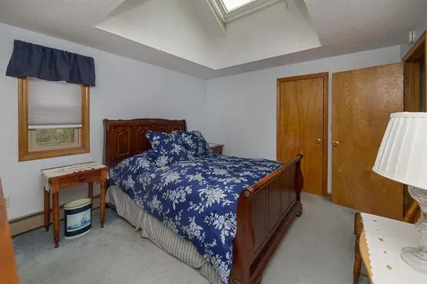 2 Jericho Drive Kingston NH 03848