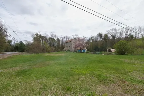 2 Jericho Drive Kingston NH 03848