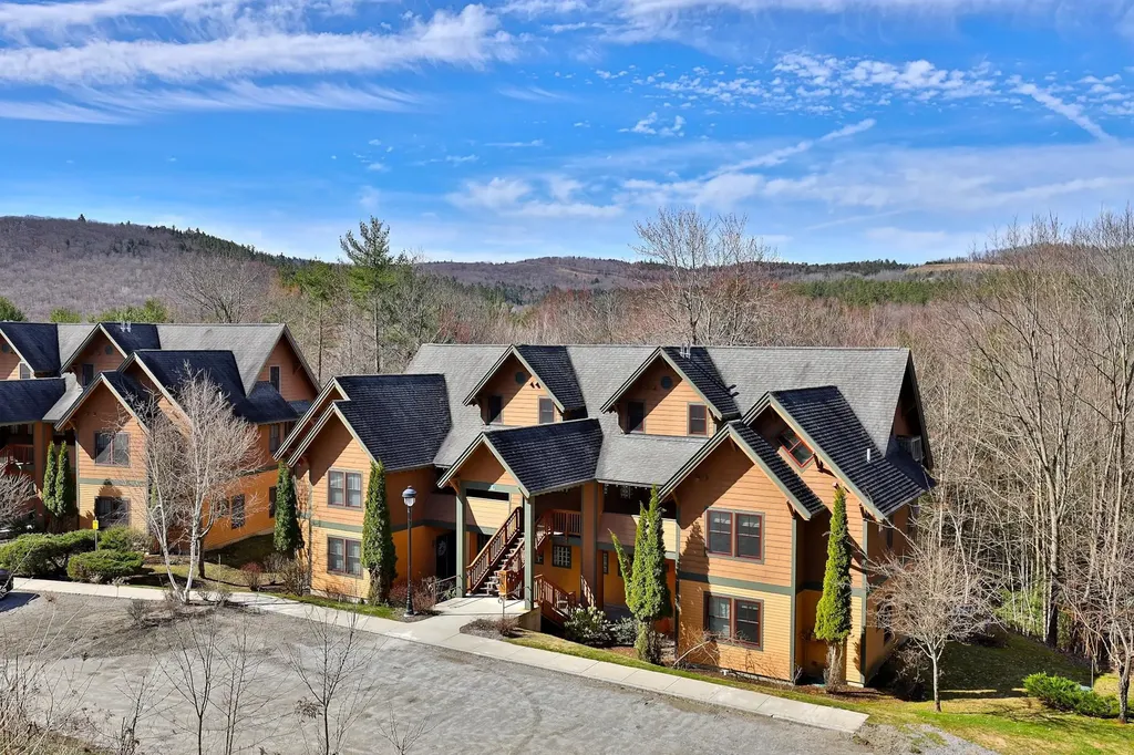 41 Parkhurst Road Cavendish VT 05153