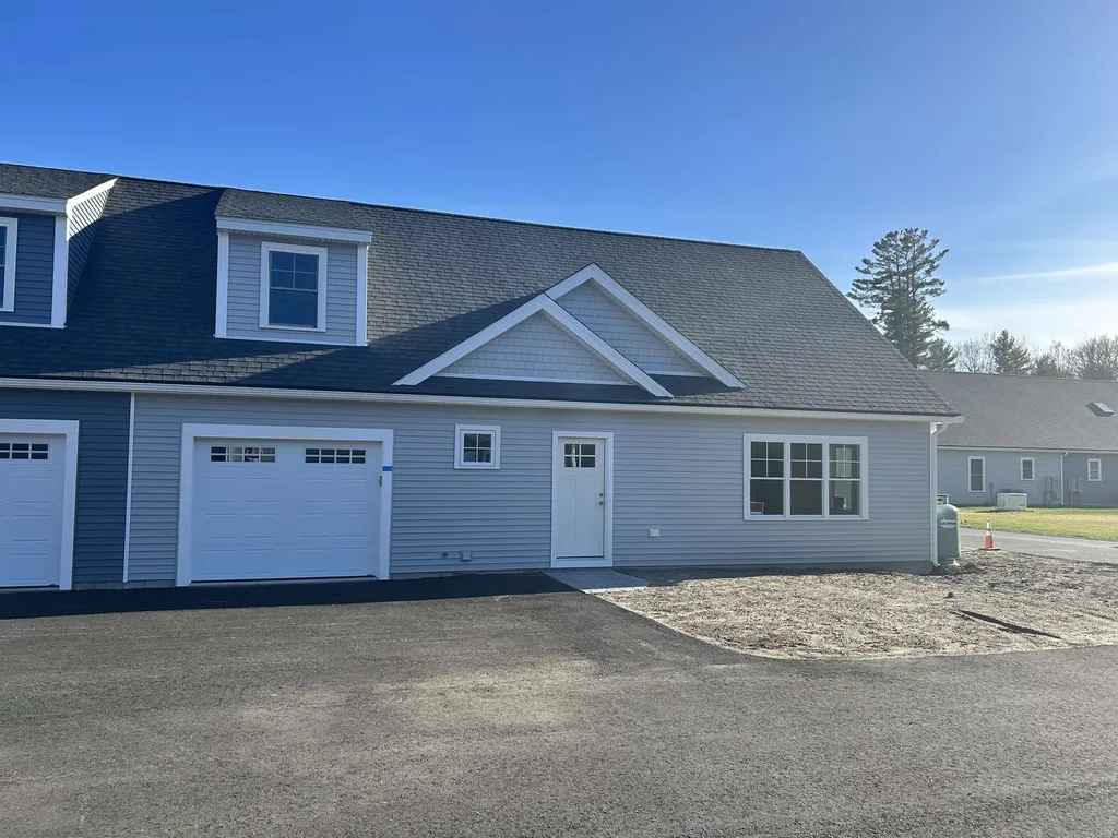 10 Striper Way Wells ME 04090