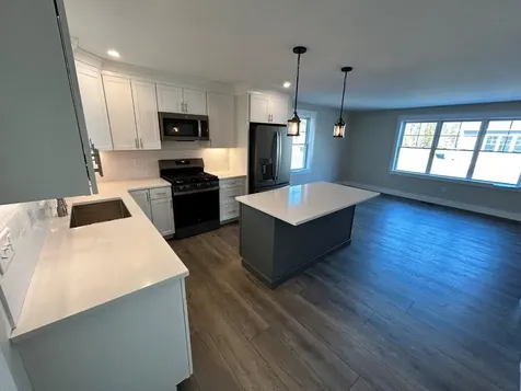 10 Striper Way Wells ME 04090