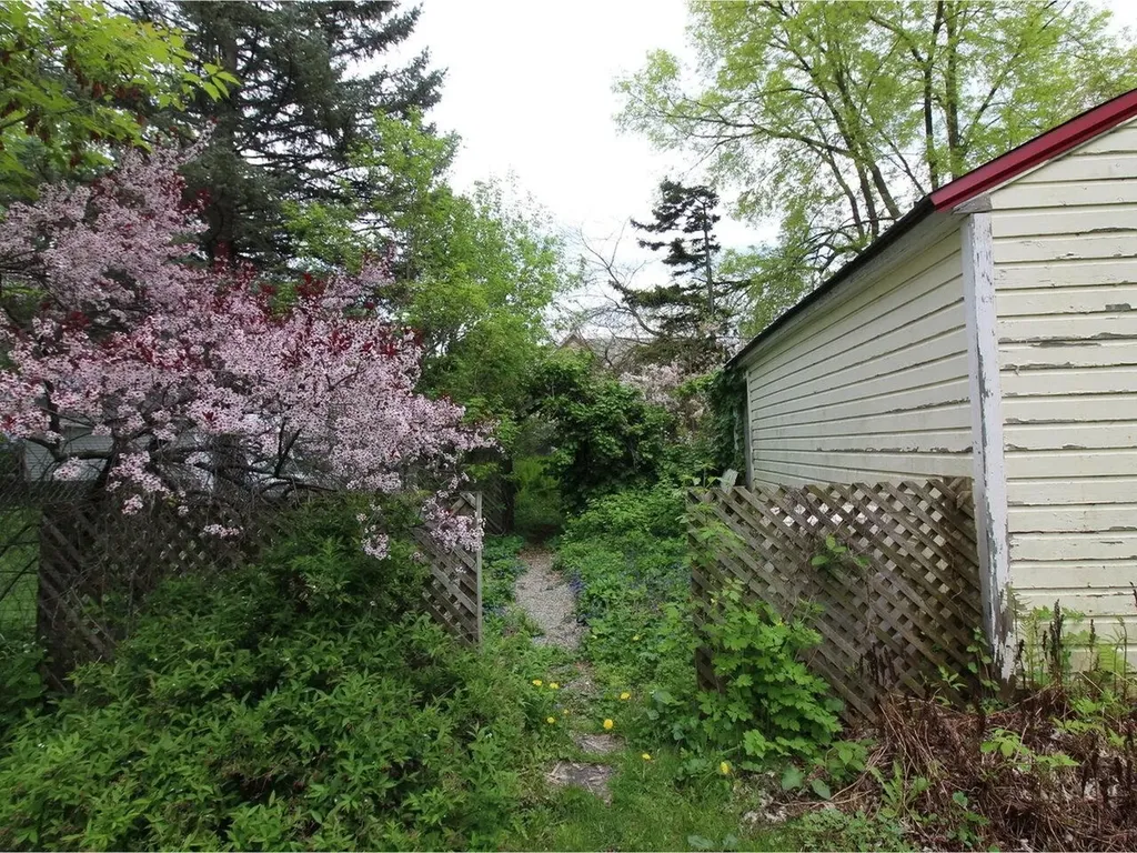 87-89 Intervale Avenue Burlington VT 05401