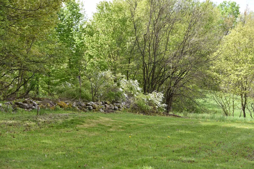 408 Browns Trace Jericho VT 05465