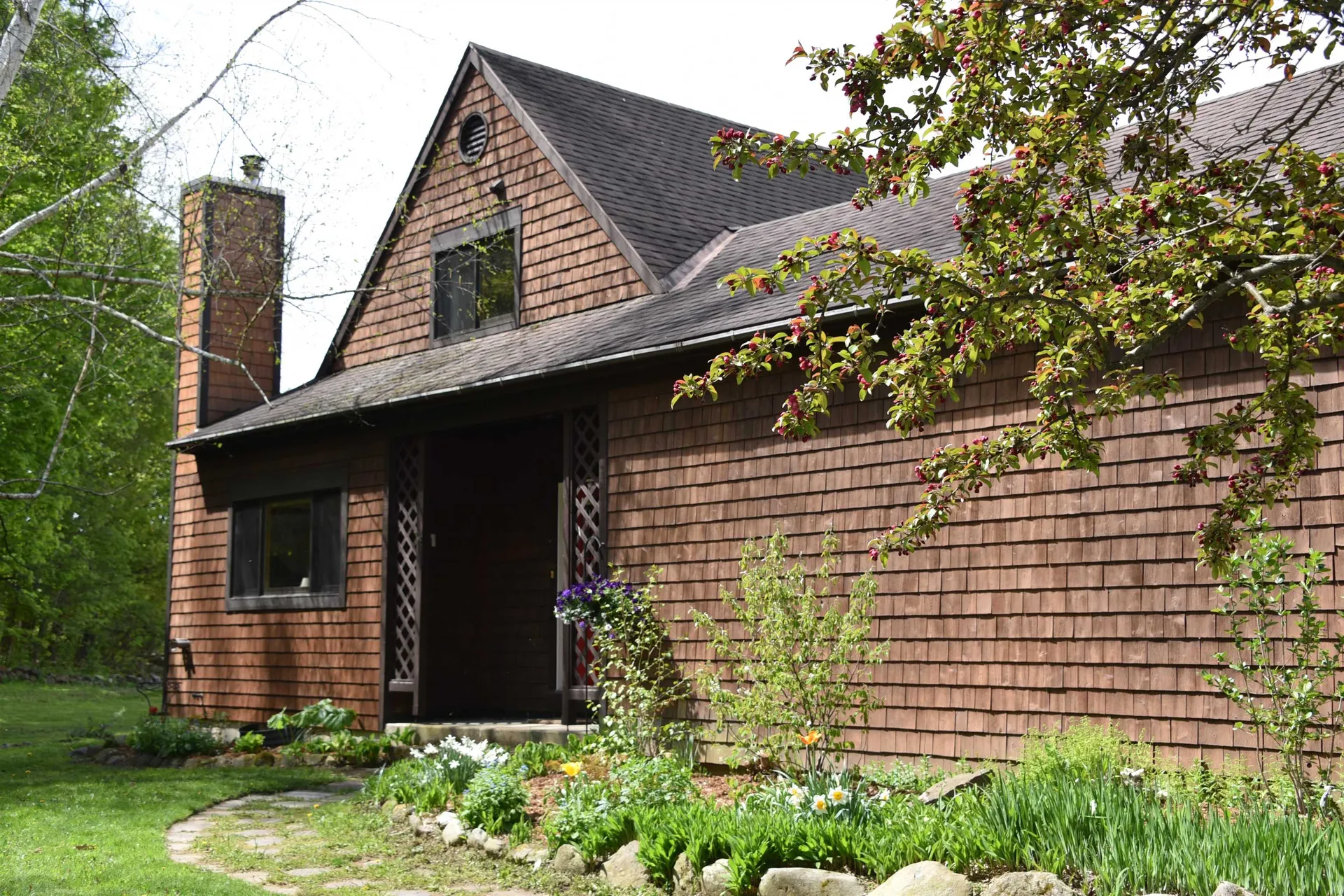 408 Browns Trace Jericho VT 05465