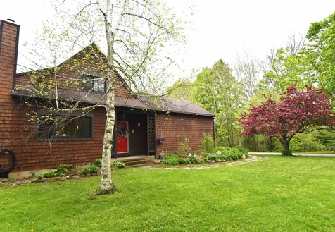 408 Browns Trace Jericho VT 05465