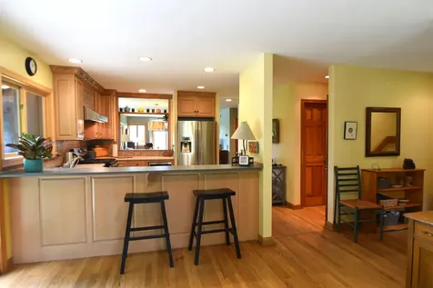 408 Browns Trace Jericho VT 05465