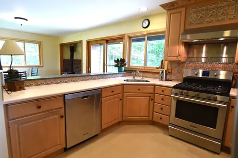 408 Browns Trace Jericho VT 05465