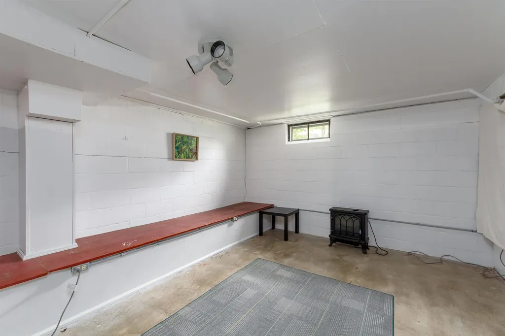 45 Edgemoor Drive Burlington VT 05408