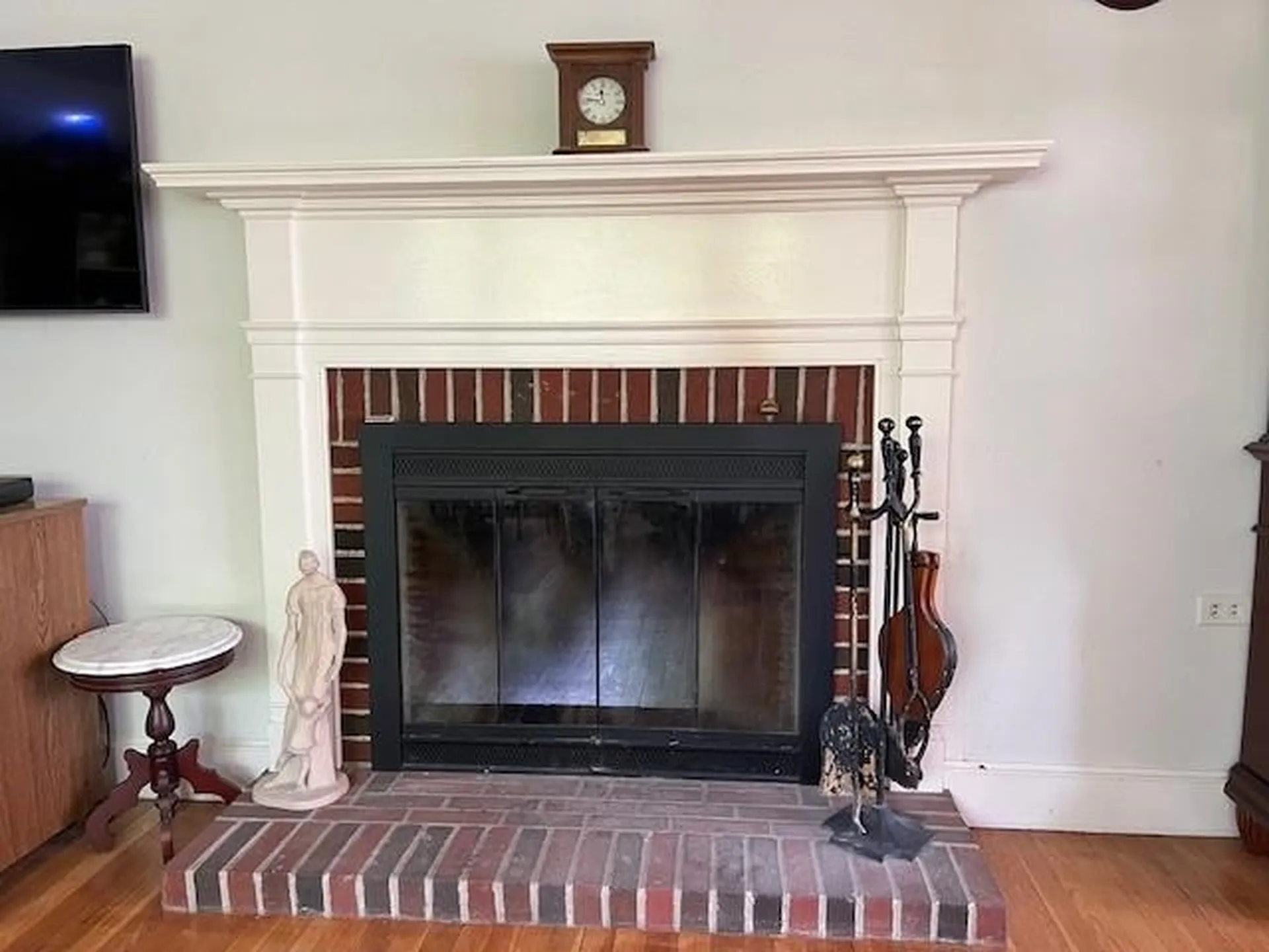 869 River Road Manchester NH 03104
