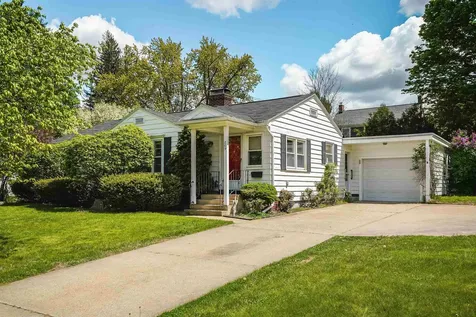 869 River Road Manchester NH 03104