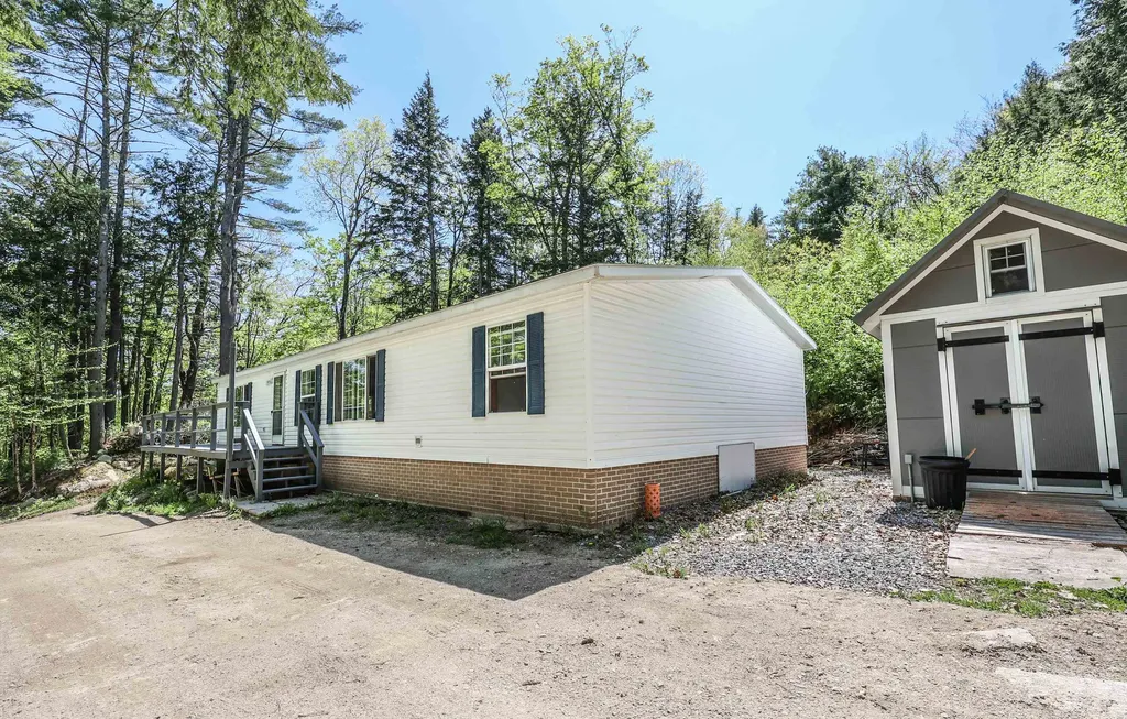 430 Beard Road Hillsborough NH 03244
