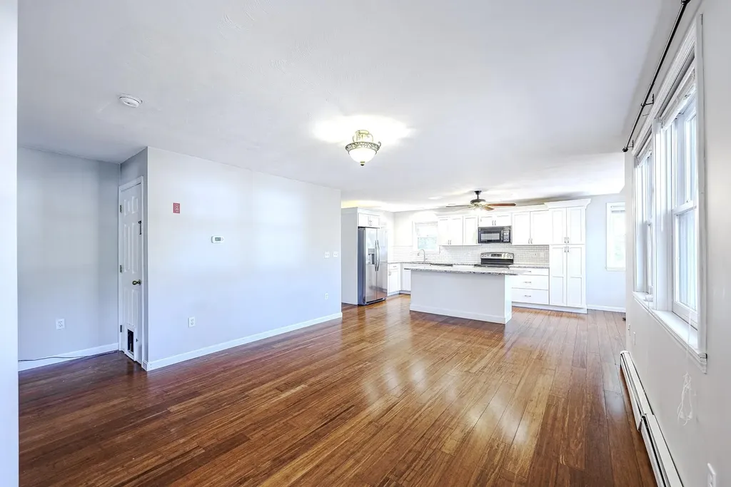 25 Seavey Road Windham NH 03087