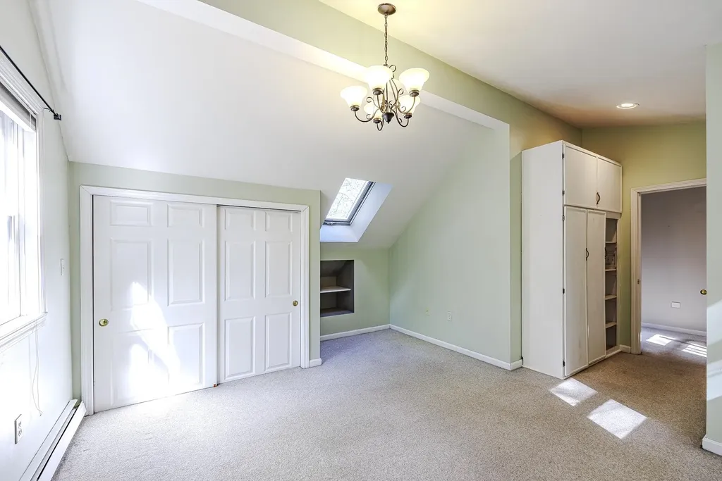 25 Seavey Road Windham NH 03087