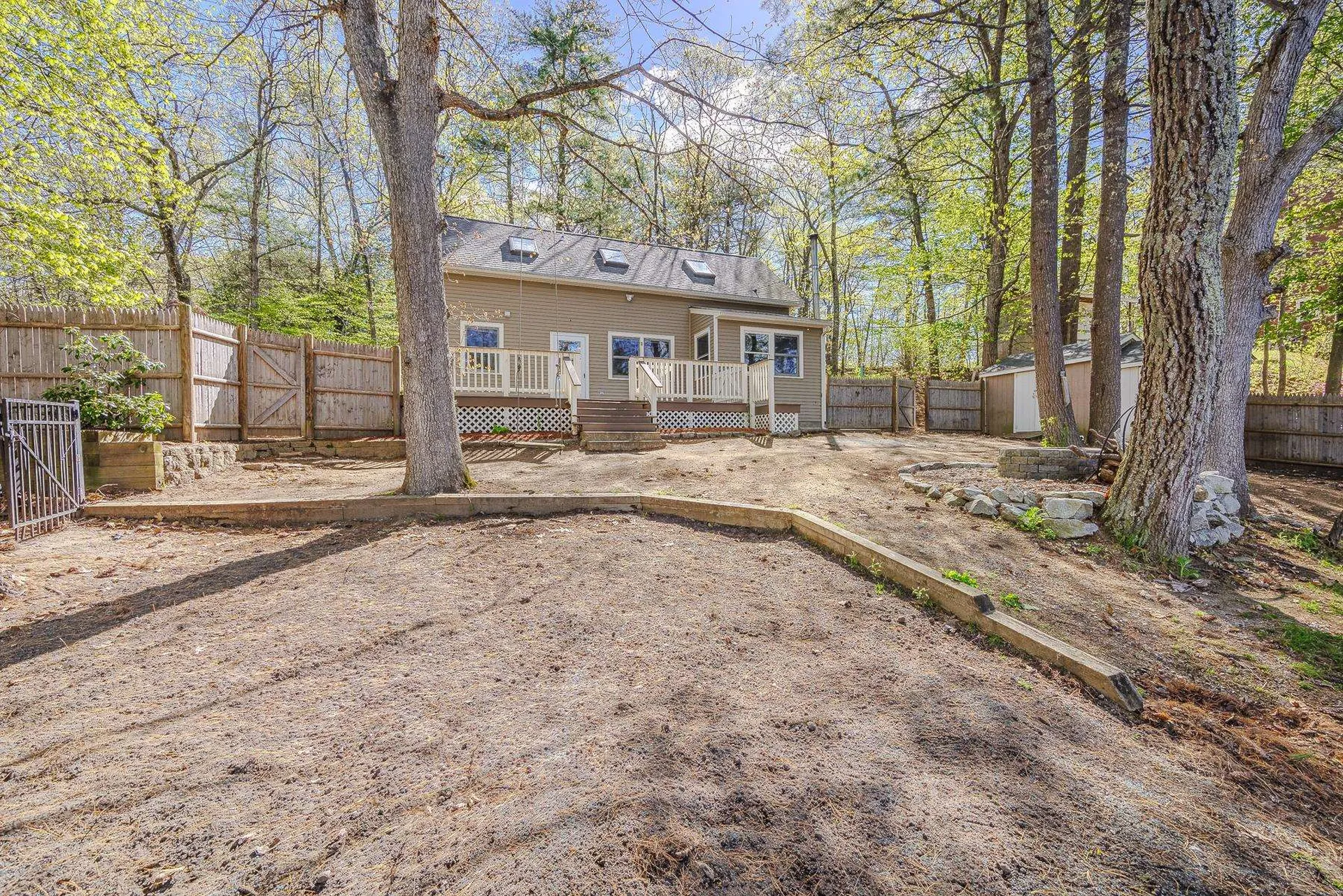 25 Seavey Road Windham NH 03087