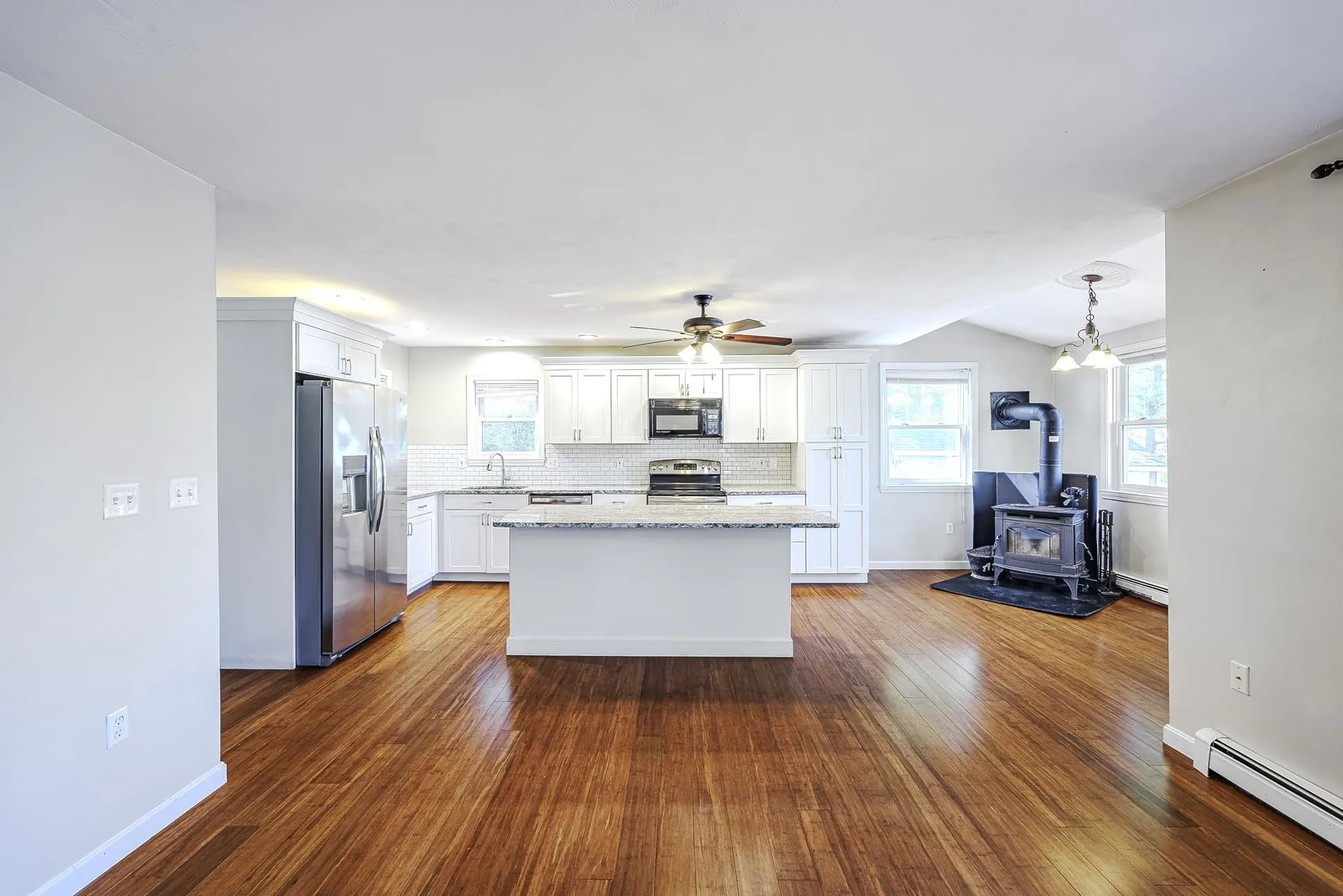 25 Seavey Road Windham NH 03087