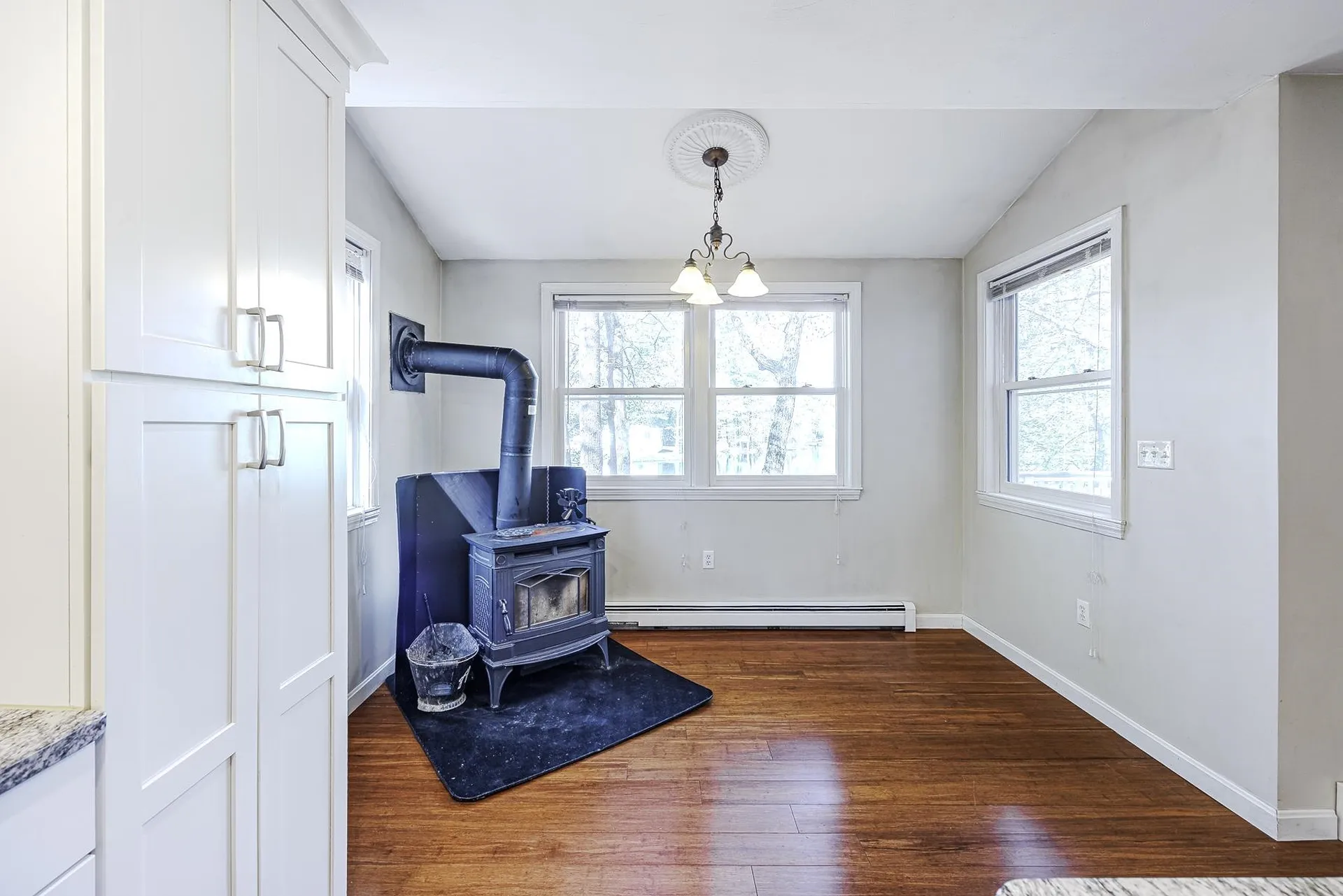 25 Seavey Road Windham NH 03087