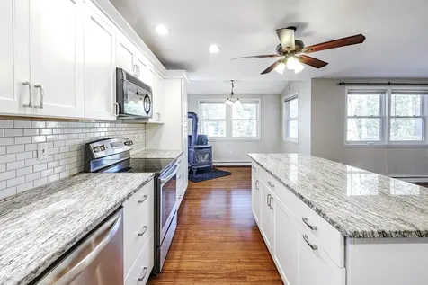 25 Seavey Road Windham NH 03087
