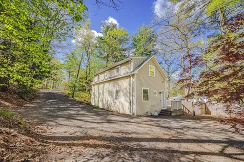 25 Seavey Road Windham NH 03087