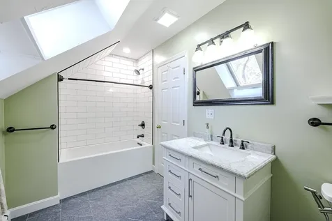 25 Seavey Road Windham NH 03087