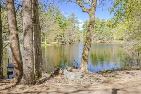 25 Seavey Road Windham NH 03087