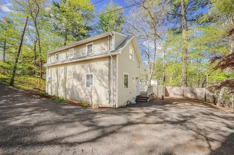 25 Seavey Road Windham NH 03087