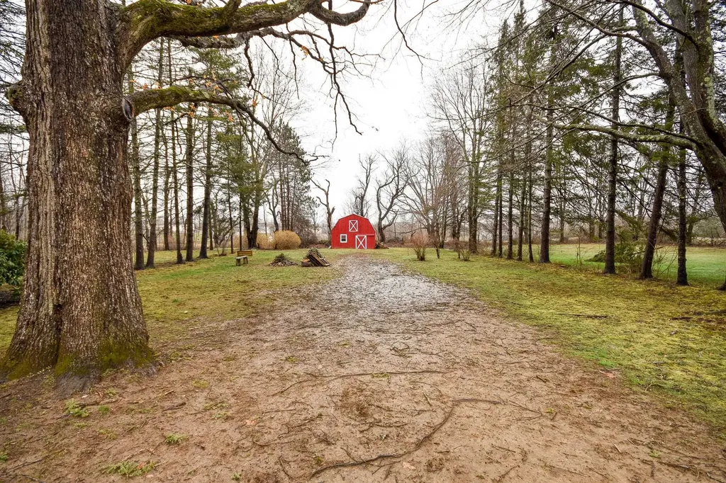 19 Nash Parkway Somersworth NH 03878