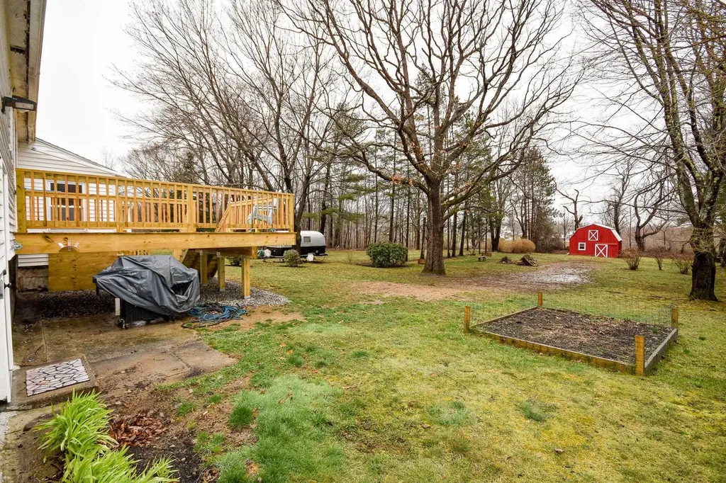19 Nash Parkway Somersworth NH 03878