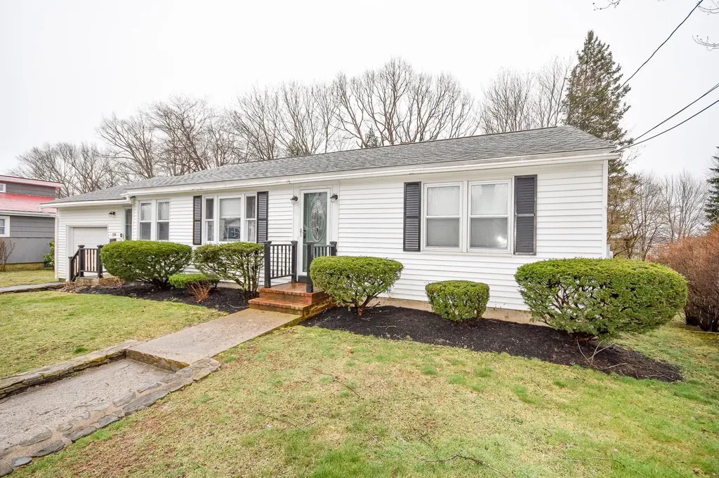 19 Nash Parkway Somersworth NH 03878