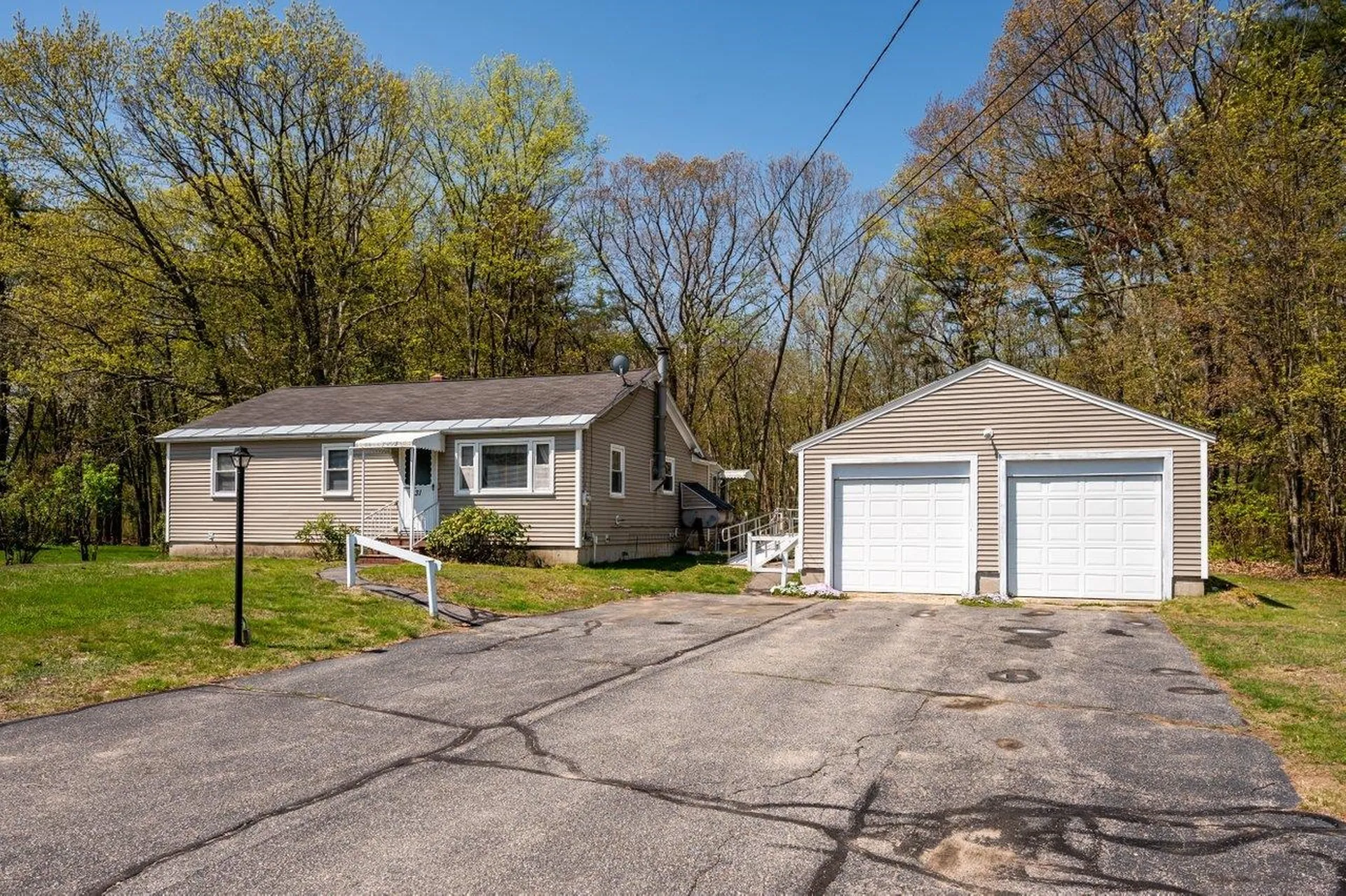 31 Crest Drive Somersworth NH 03878