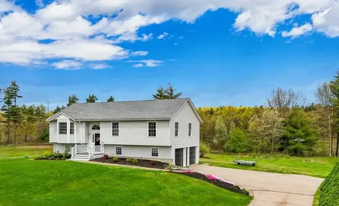 20 Lancer Lane Danville NH 03819