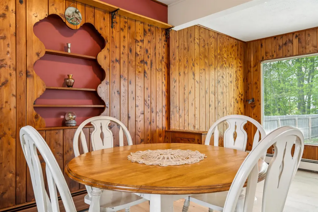 337 S. Windsor Street Royalton VT 05068
