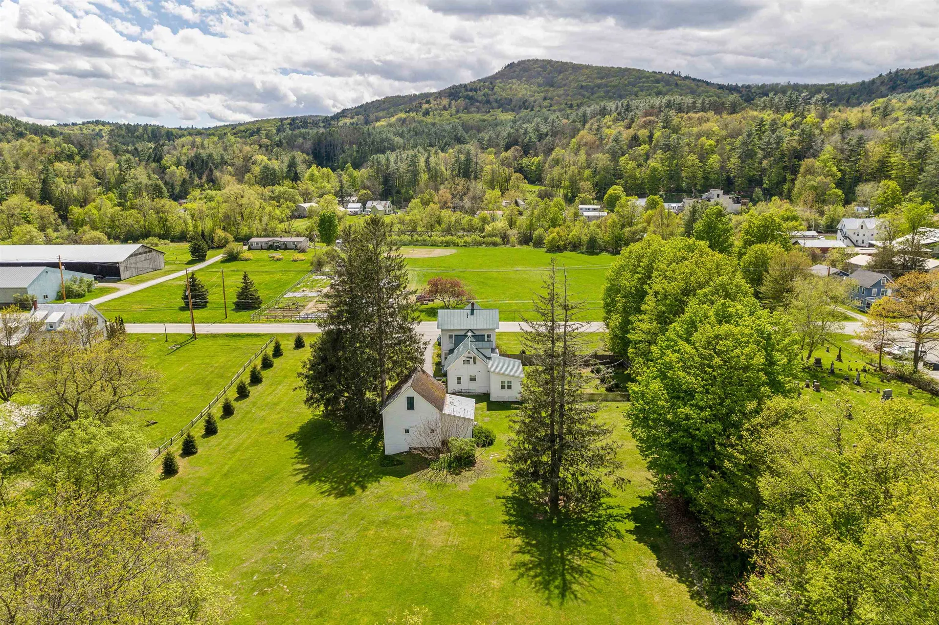 337 S. Windsor Street Royalton VT 05068