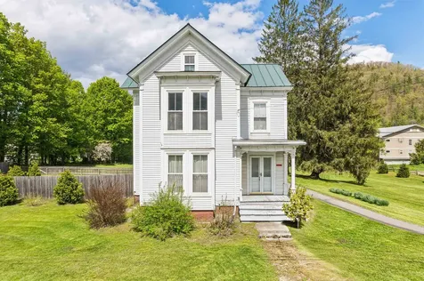 337 S. Windsor Street Royalton VT 05068