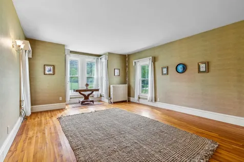 337 S. Windsor Street Royalton VT 05068