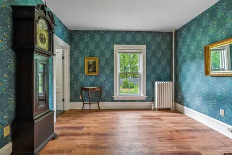 337 S. Windsor Street Royalton VT 05068