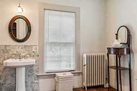 337 S. Windsor Street Royalton VT 05068