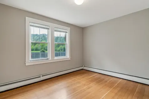 337 S. Windsor Street Royalton VT 05068