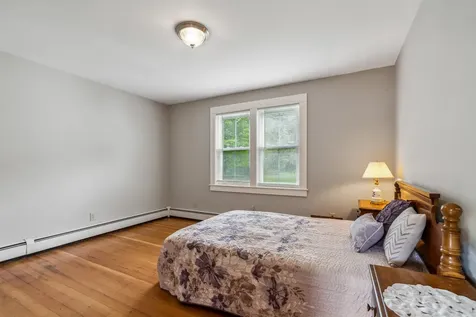337 S. Windsor Street Royalton VT 05068