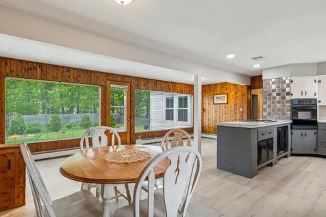 337 S. Windsor Street Royalton VT 05068